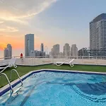 Luxury 1 Bhk In Dubai Marina By Dpie Man 1212
