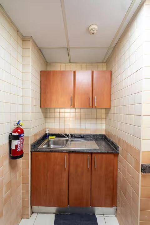 Apartment Luxury 1 Bhk In Marina By Dpie Man 1212 Dubai